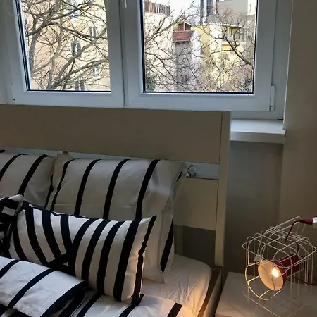 Blu In Old Town Apartman